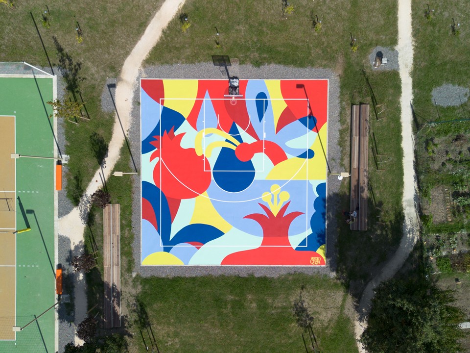 Street art al Parco dei Melograni: Rise the Cat firma l’opera sul campo da basket